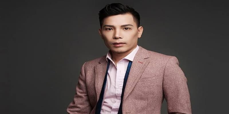 Tác giả Tác giả về cột mốc thành tựu nổi bật